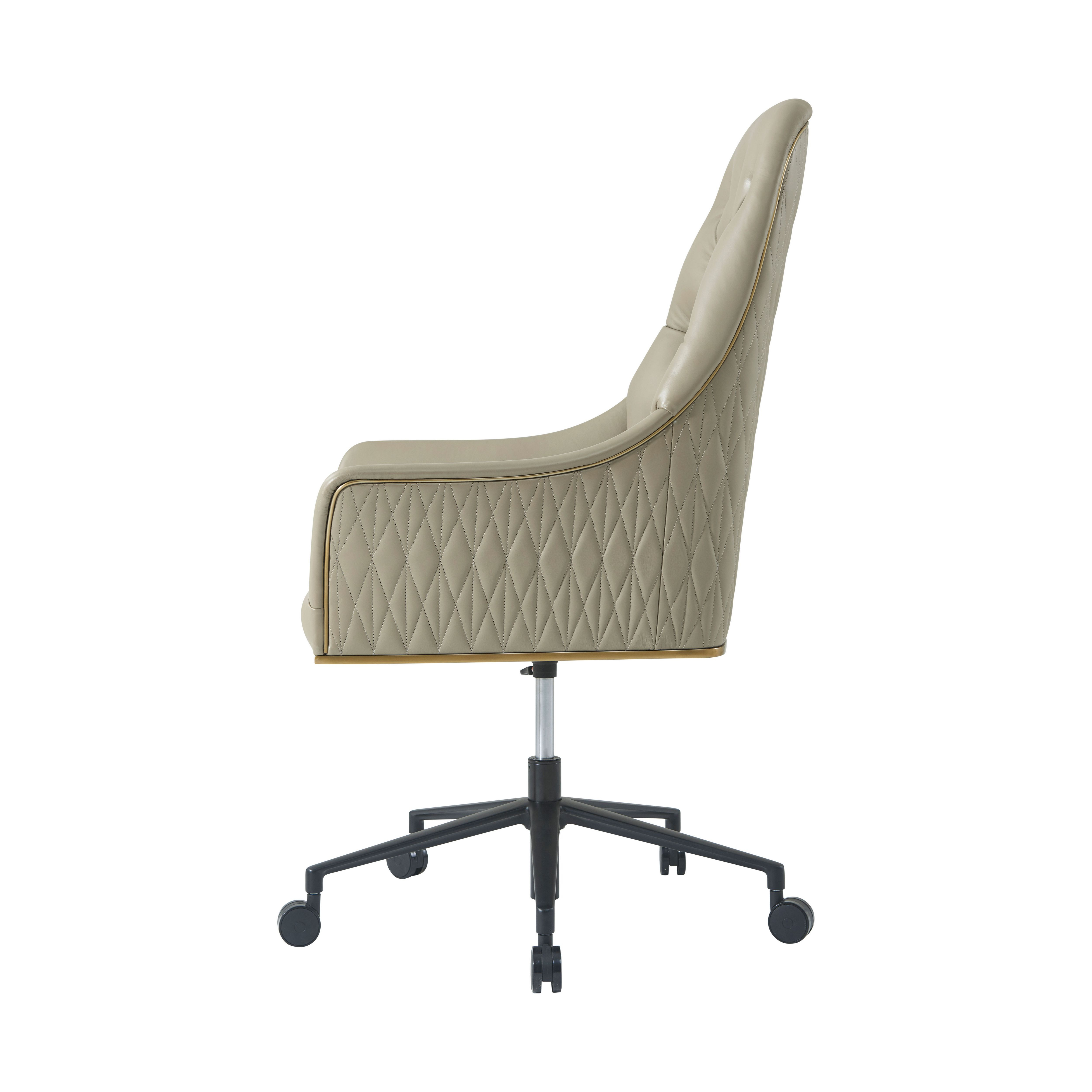 ICONIC OFFICE CHAIR